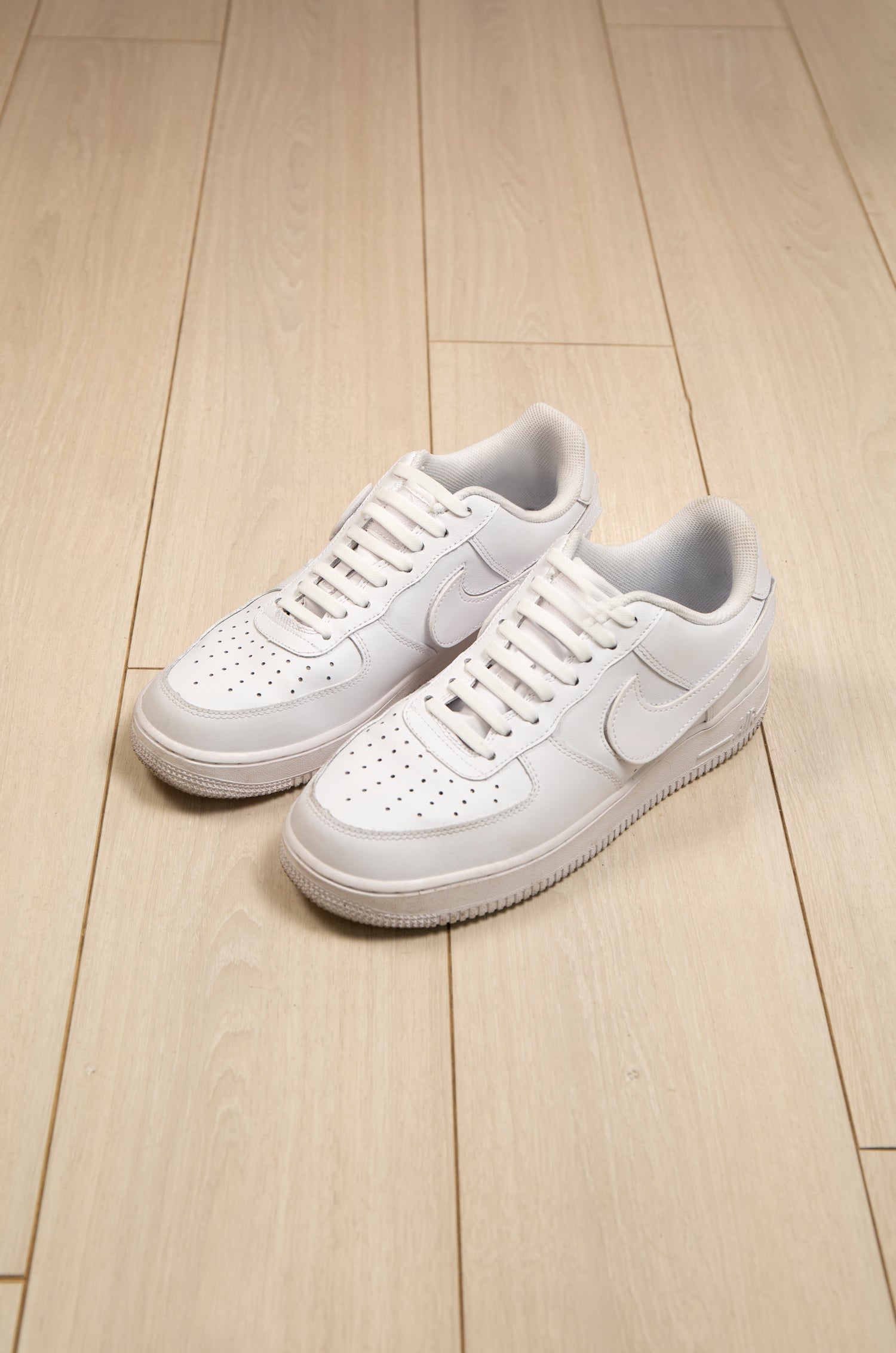 White No-Tie Shoe Bands