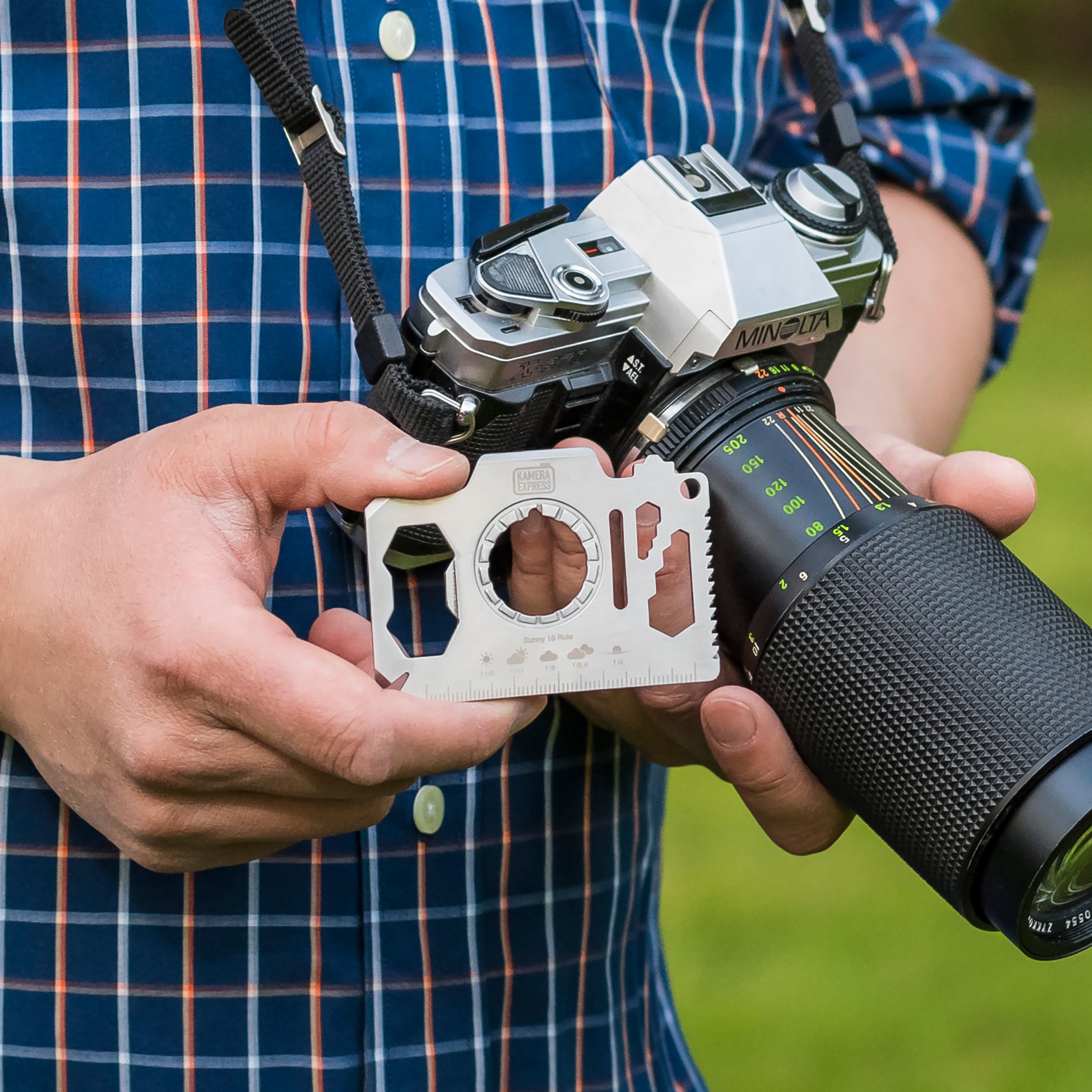 Camera Multi-Tool – Kikkerland Design Inc