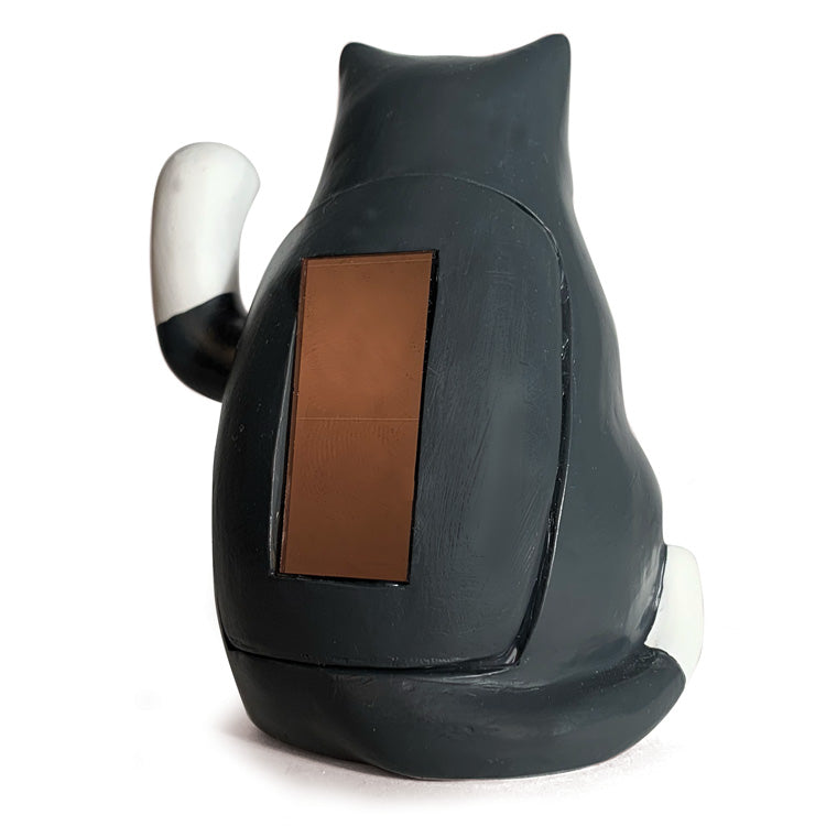 Solar Cat – Kikkerland Design Inc