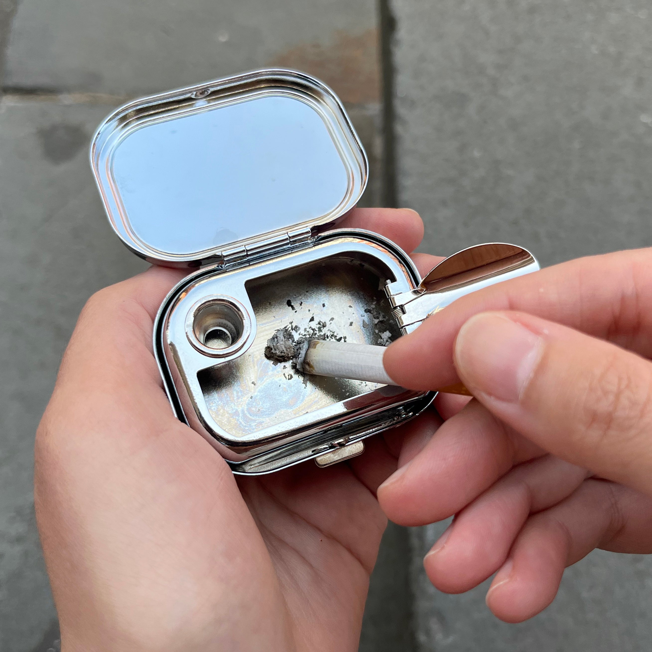 Mountains On the Go Ashtray – Kikkerland Design Inc