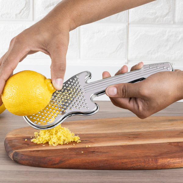 Guitar Grater – Kikkerland Design Inc