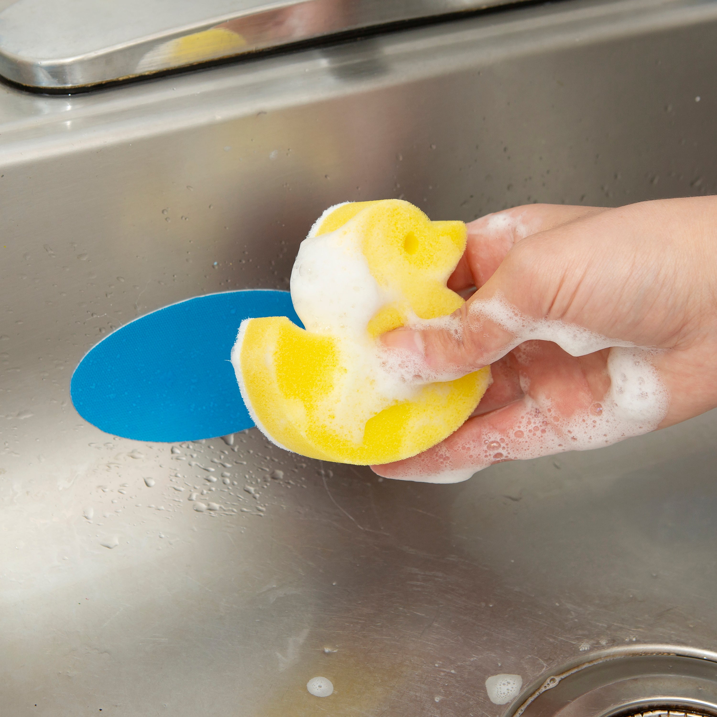 Duck Grab 'N Scrub – Kikkerland Design Inc