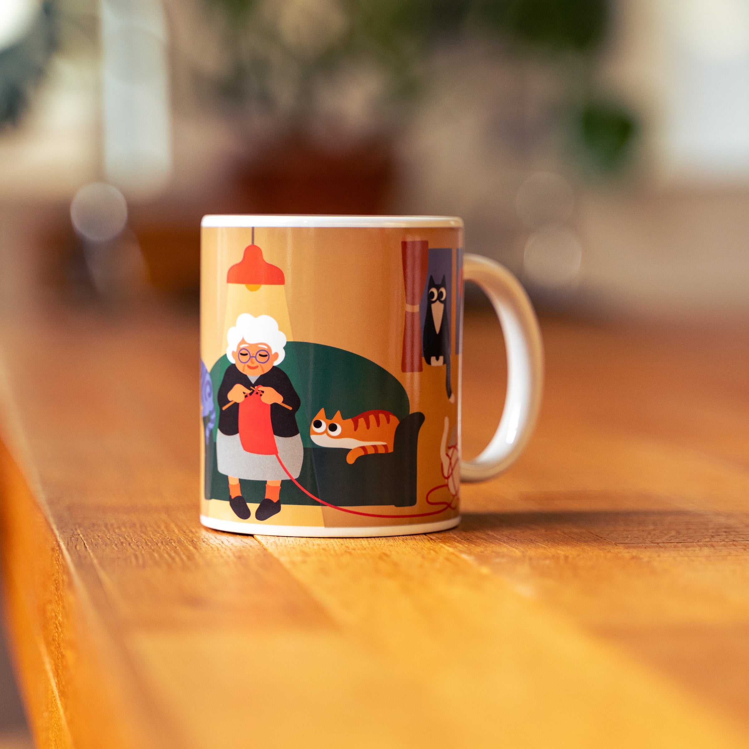 Cat Lady Morph Mug – Kikkerland Design Inc