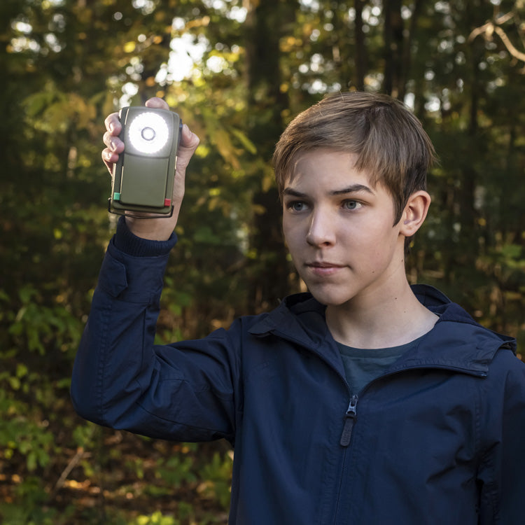 Huckleberry Morse Code Light
