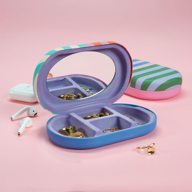 Inkerie Travel Jewelry Case – Kikkerland Design Inc