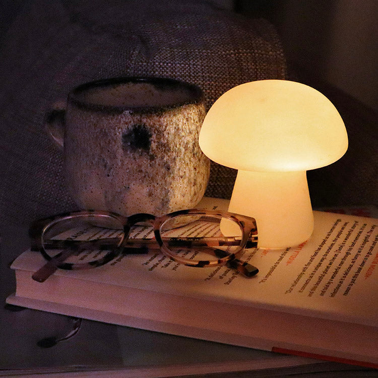Medium Mushroom Light – Kikkerland Design Inc