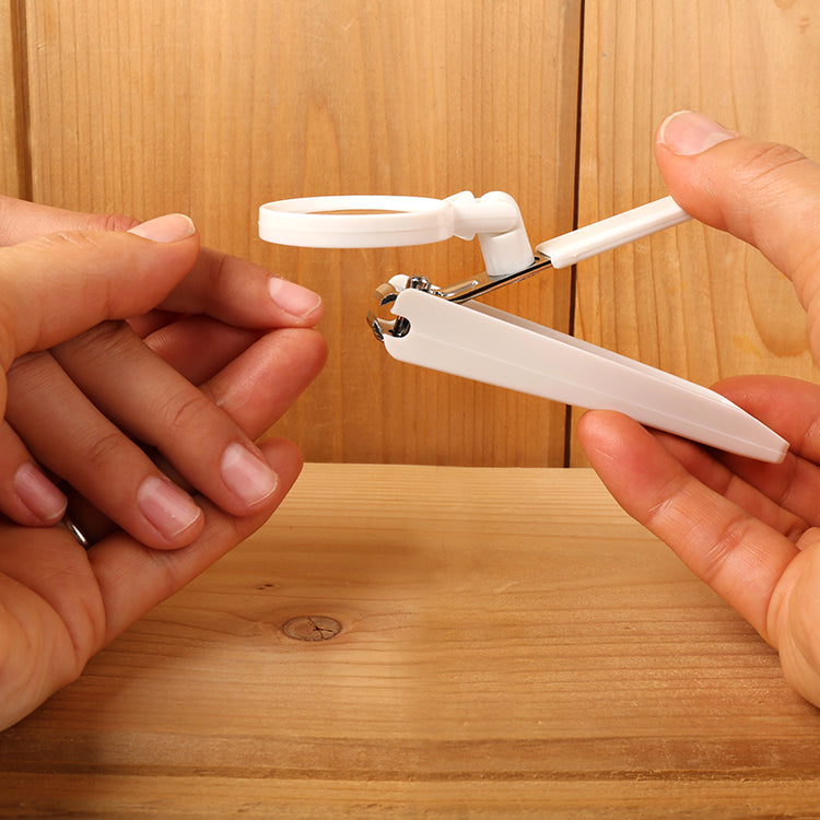 Magnifying Nail Clippers