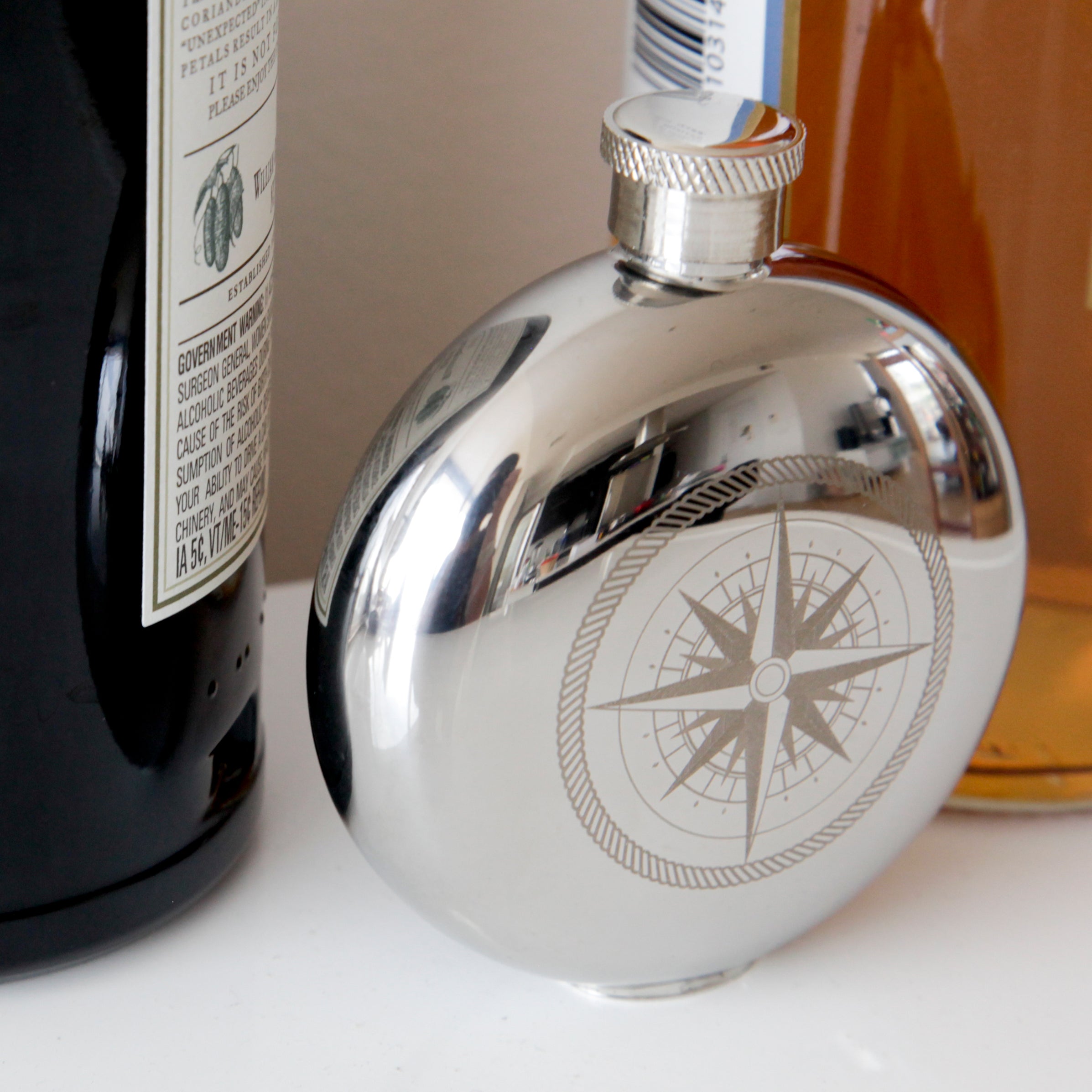 Compass Canteen Flask small — Kikkerland Design Inc