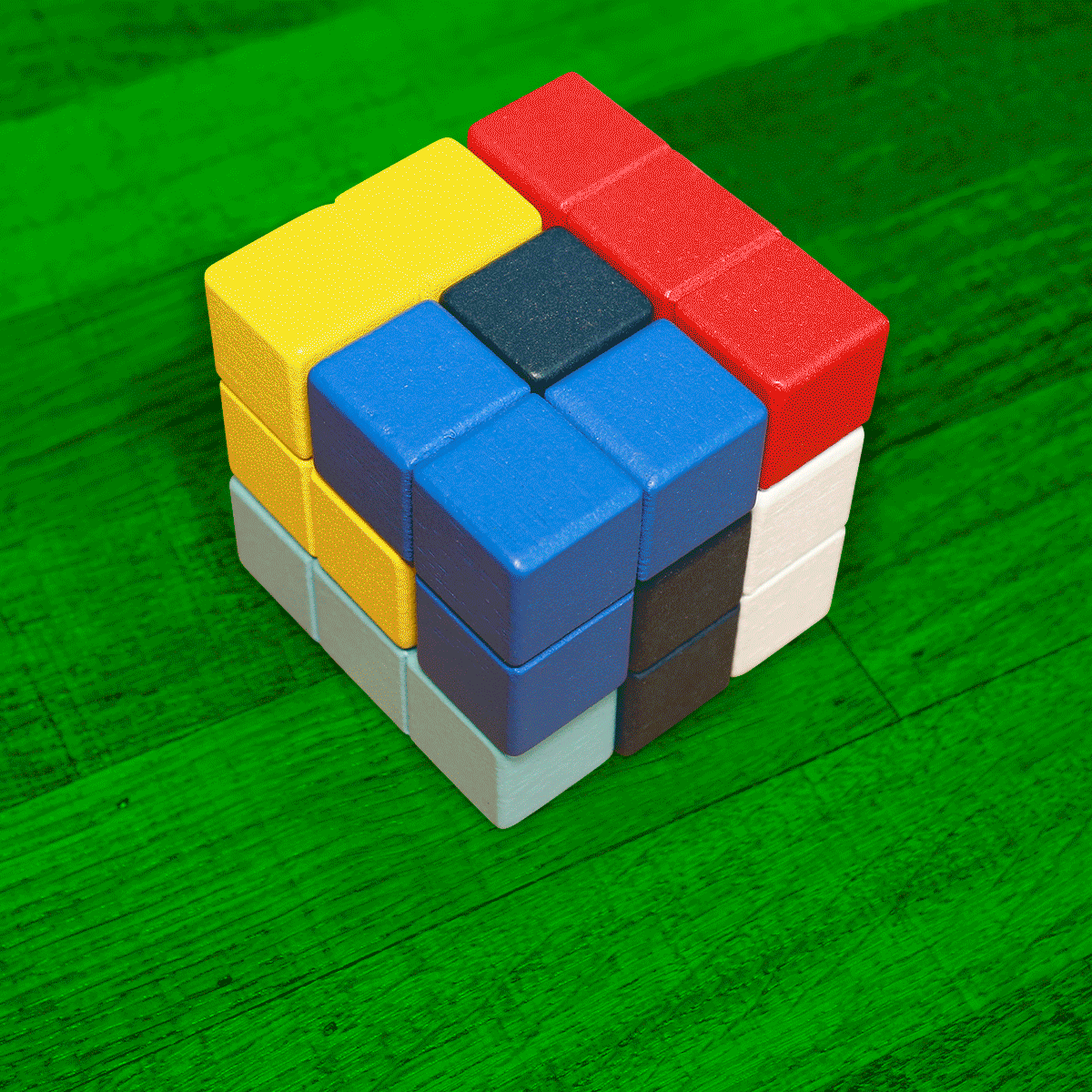Alienación En Mercado Blok Cube 3D Wooden Puzzle — Kikkerland Design Inc